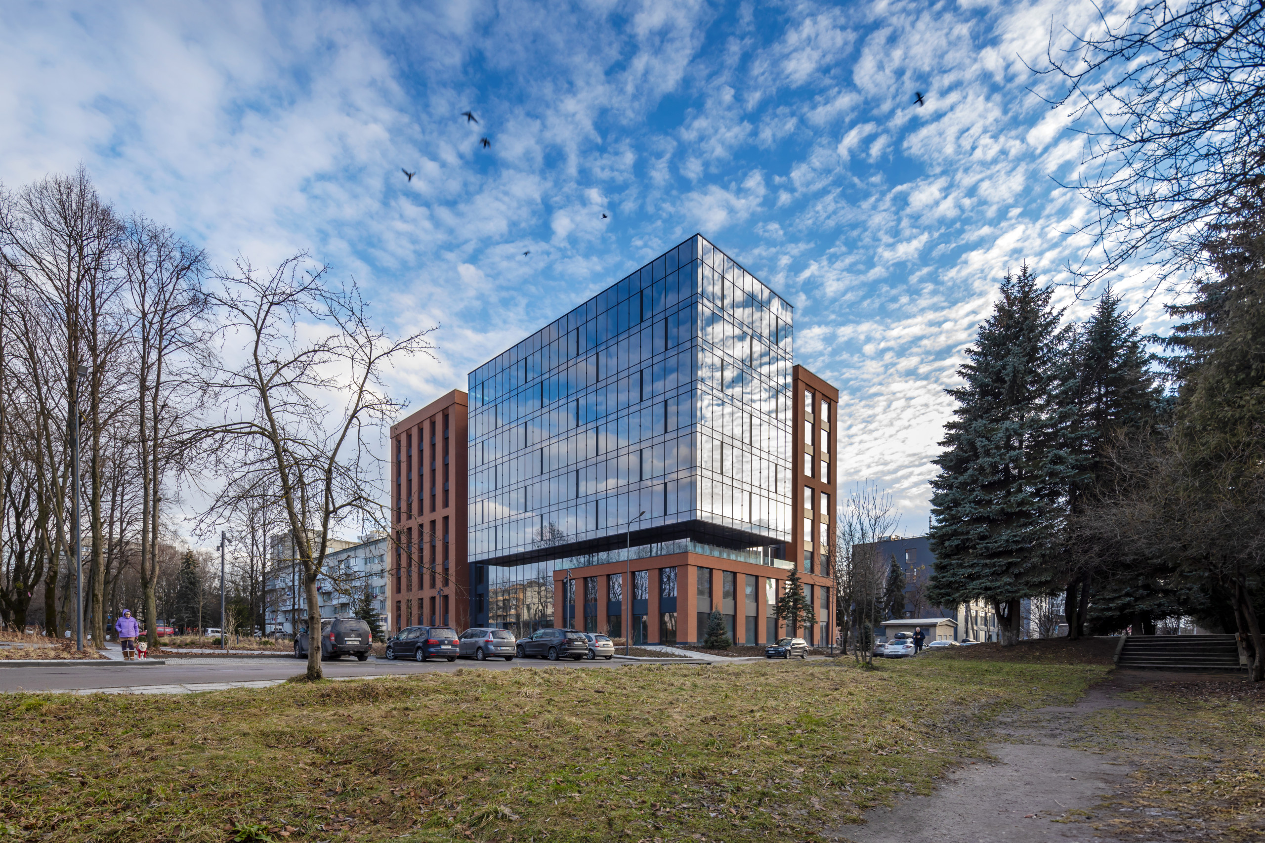 Kristal Plaza бізнес-центр та апарт-готель