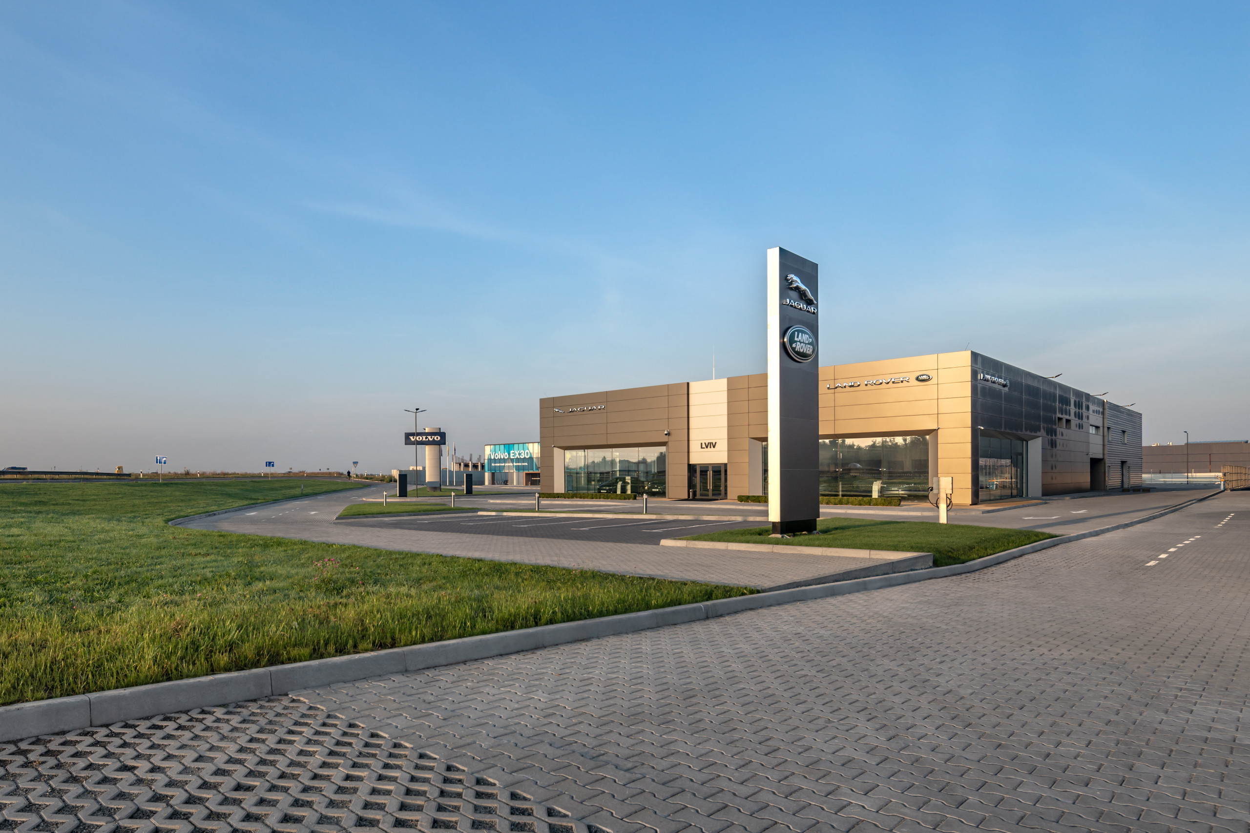 Jaguar Land Rover Львів