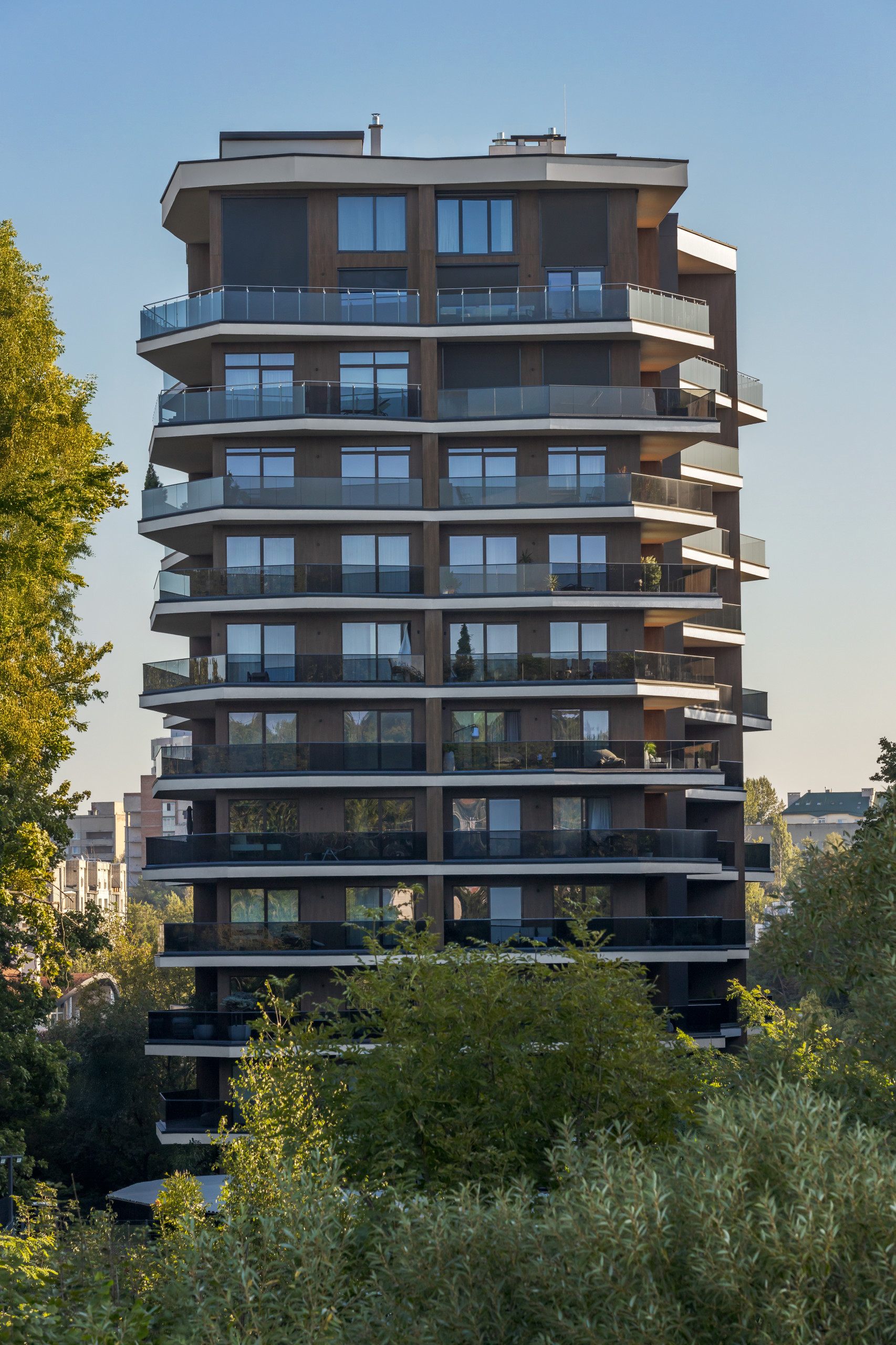 Avalon Lux