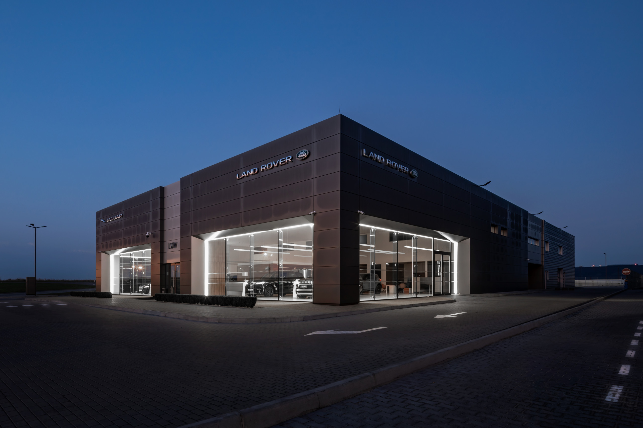 Jaguar Land Rover Львів