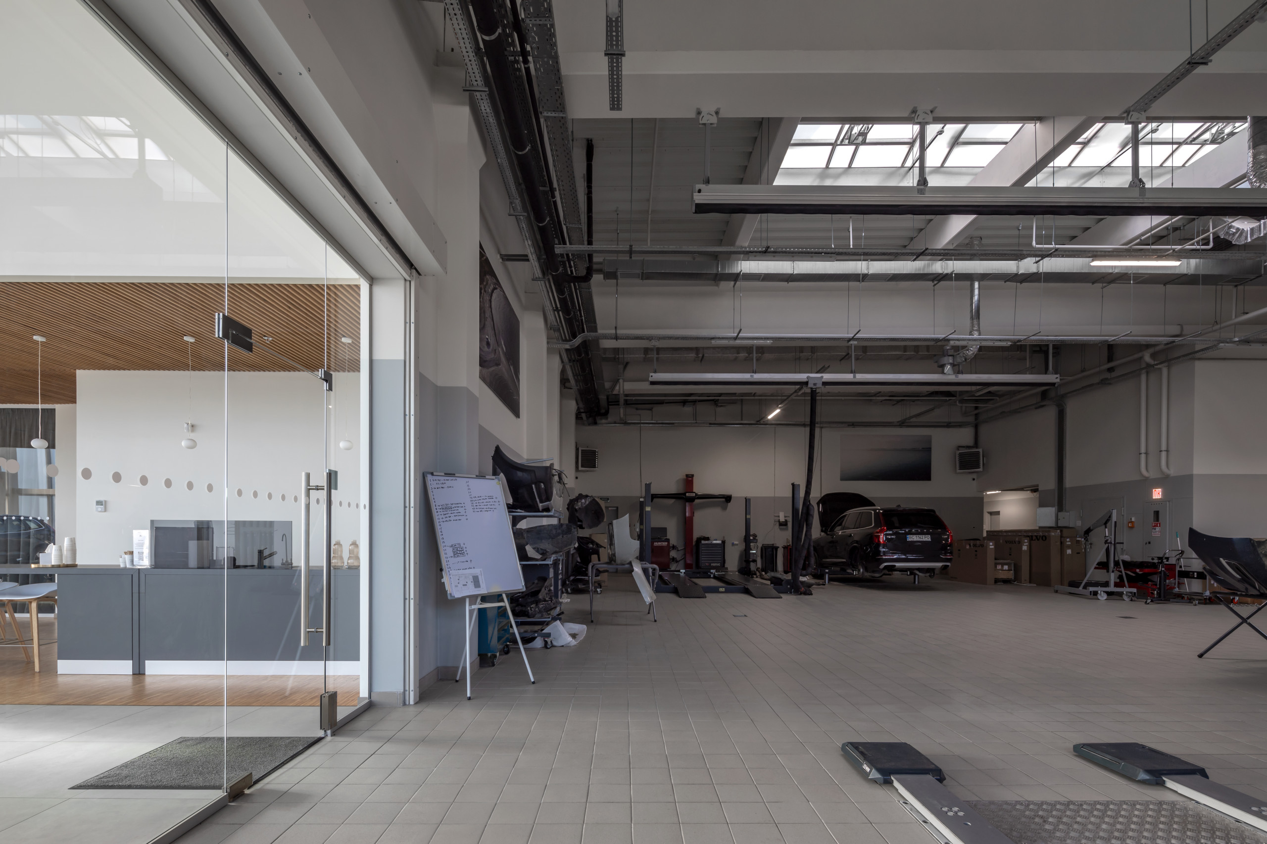 Volvo Car Львів