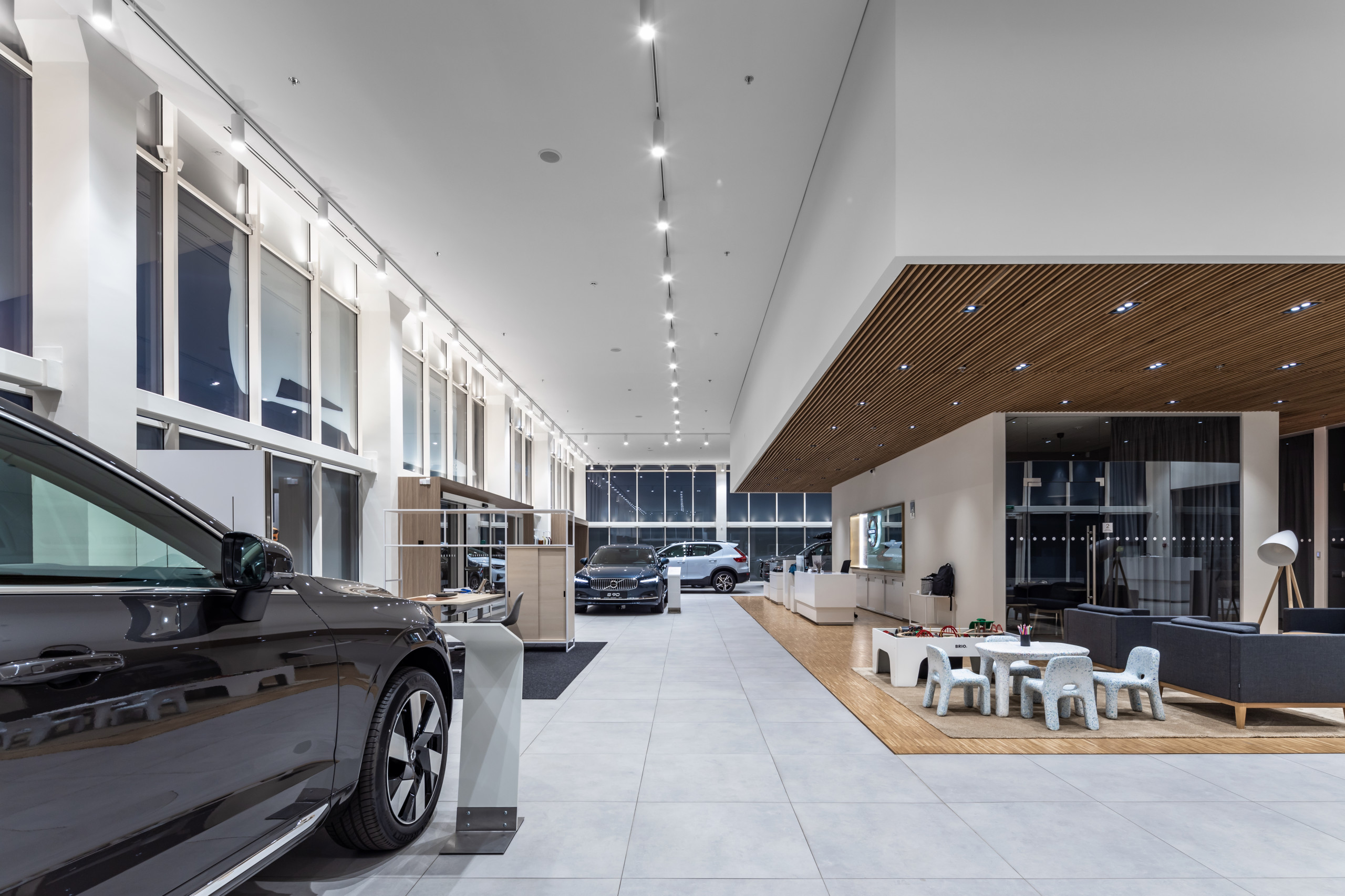 Volvo Car Львів