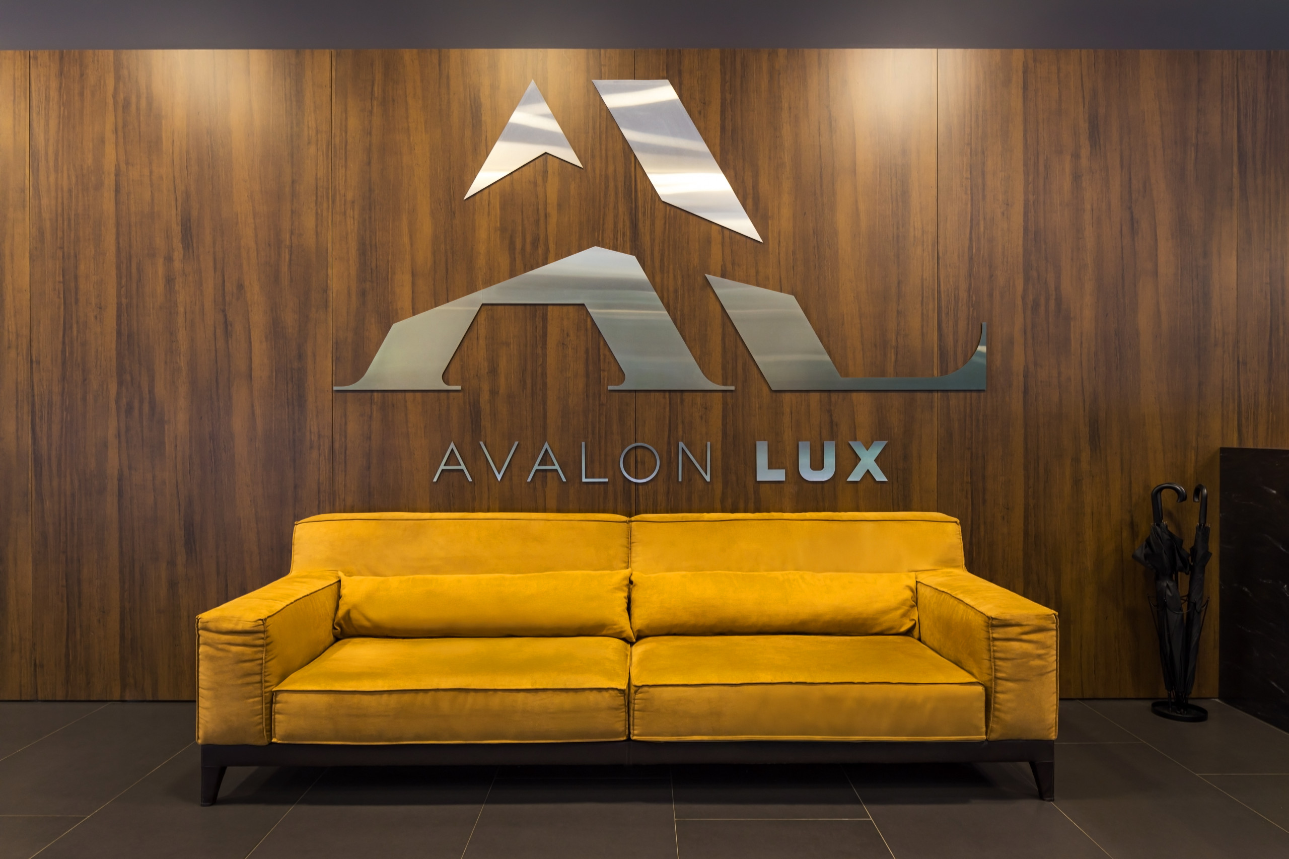 Avalon Lux