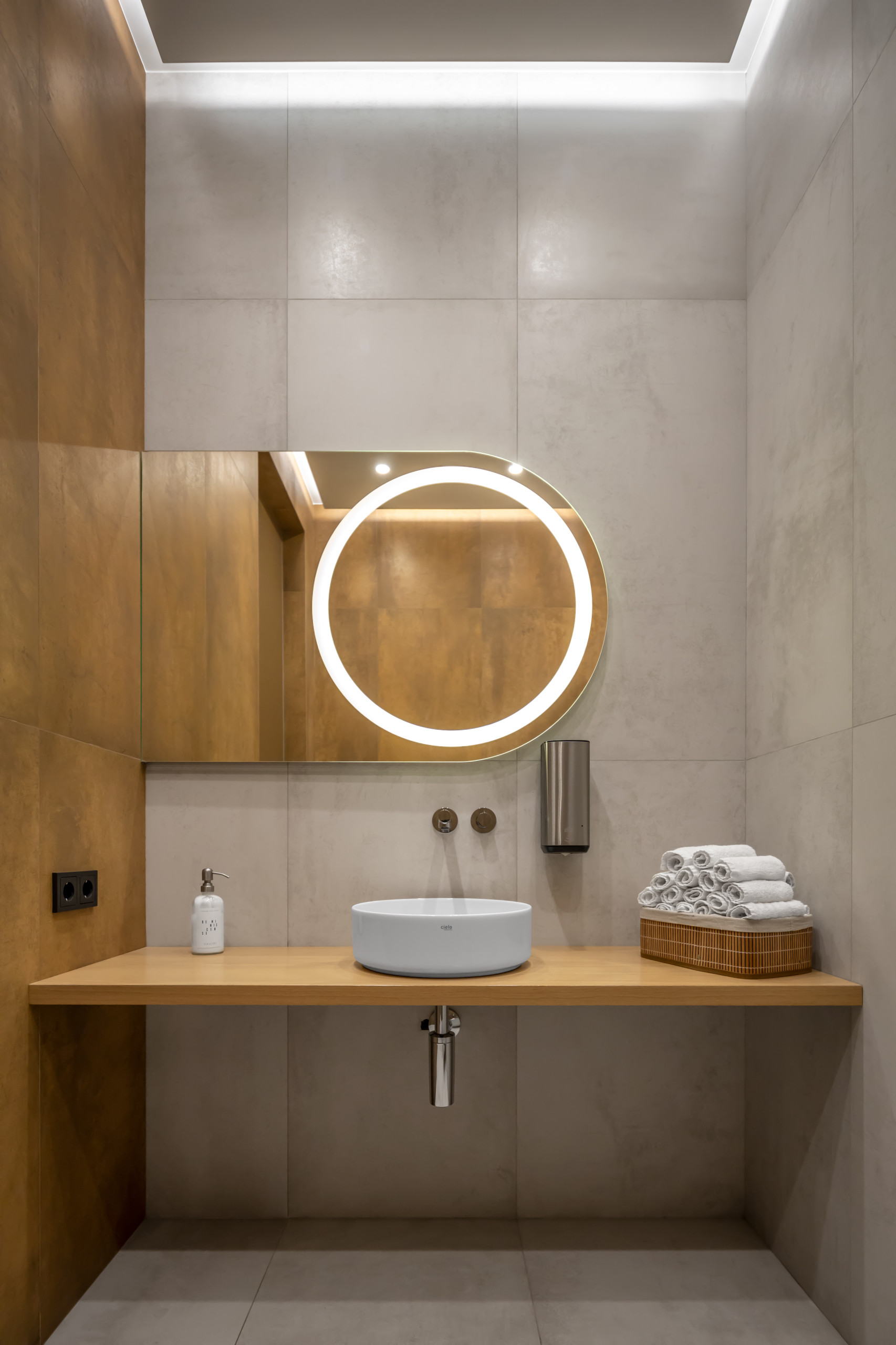 Solonko Sovyak Dentistry Center
