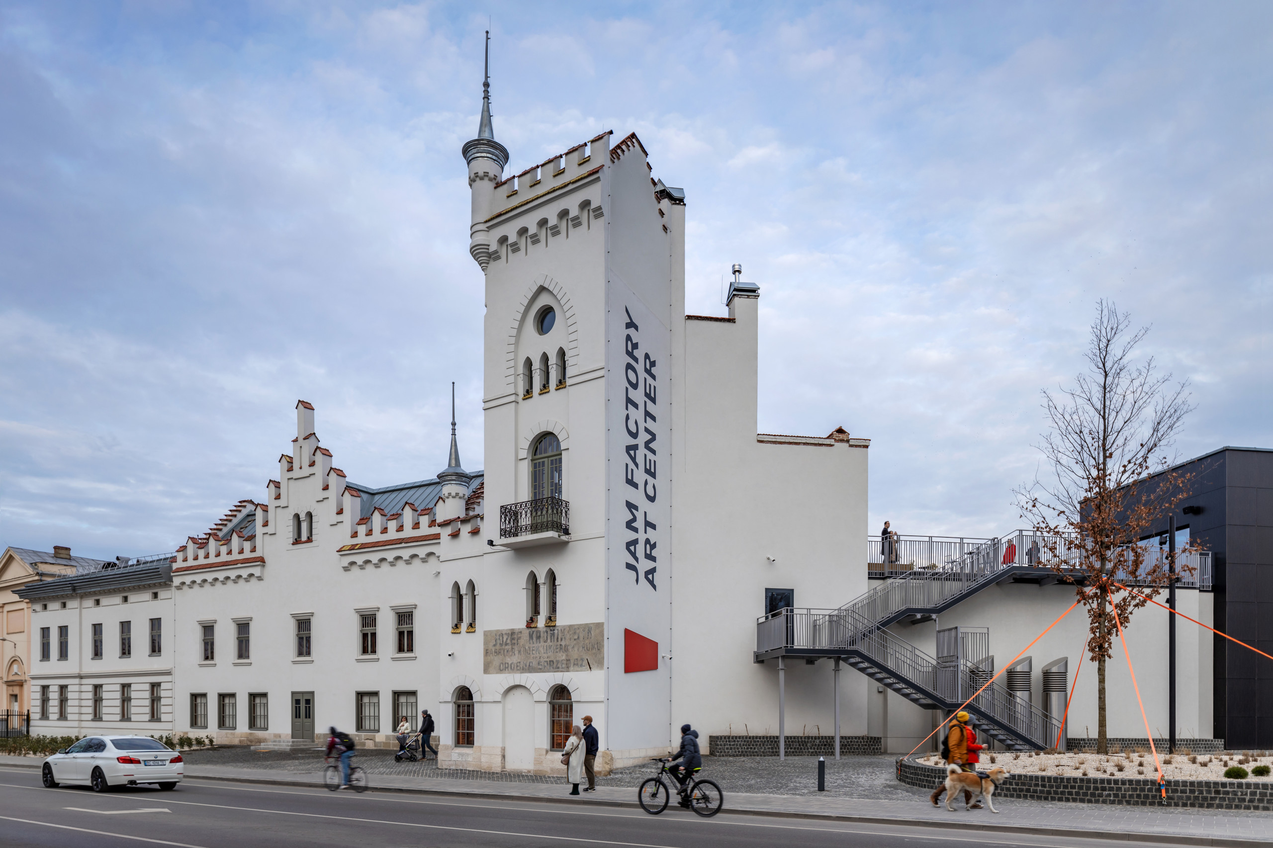 Jam Factory Art Center