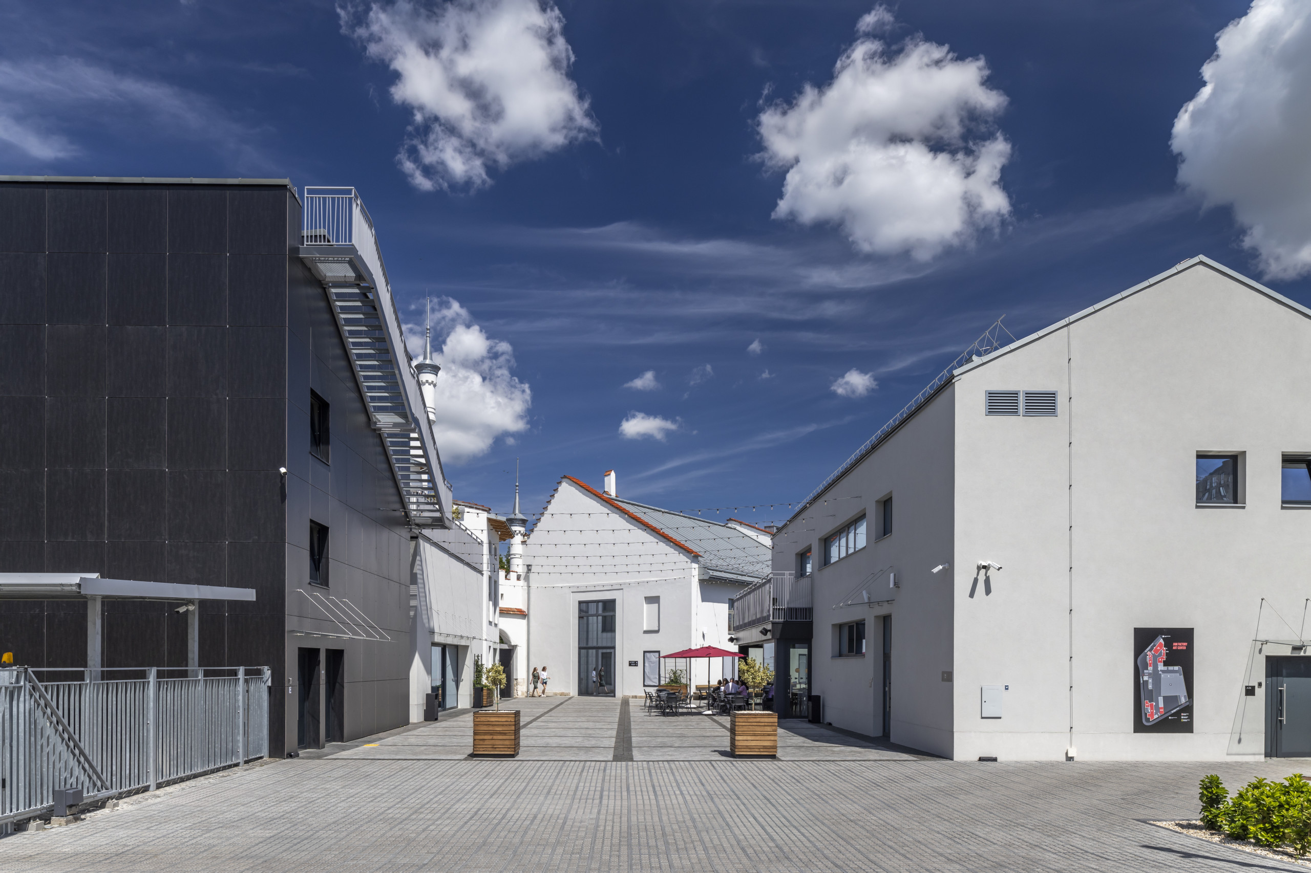Jam Factory Art Center