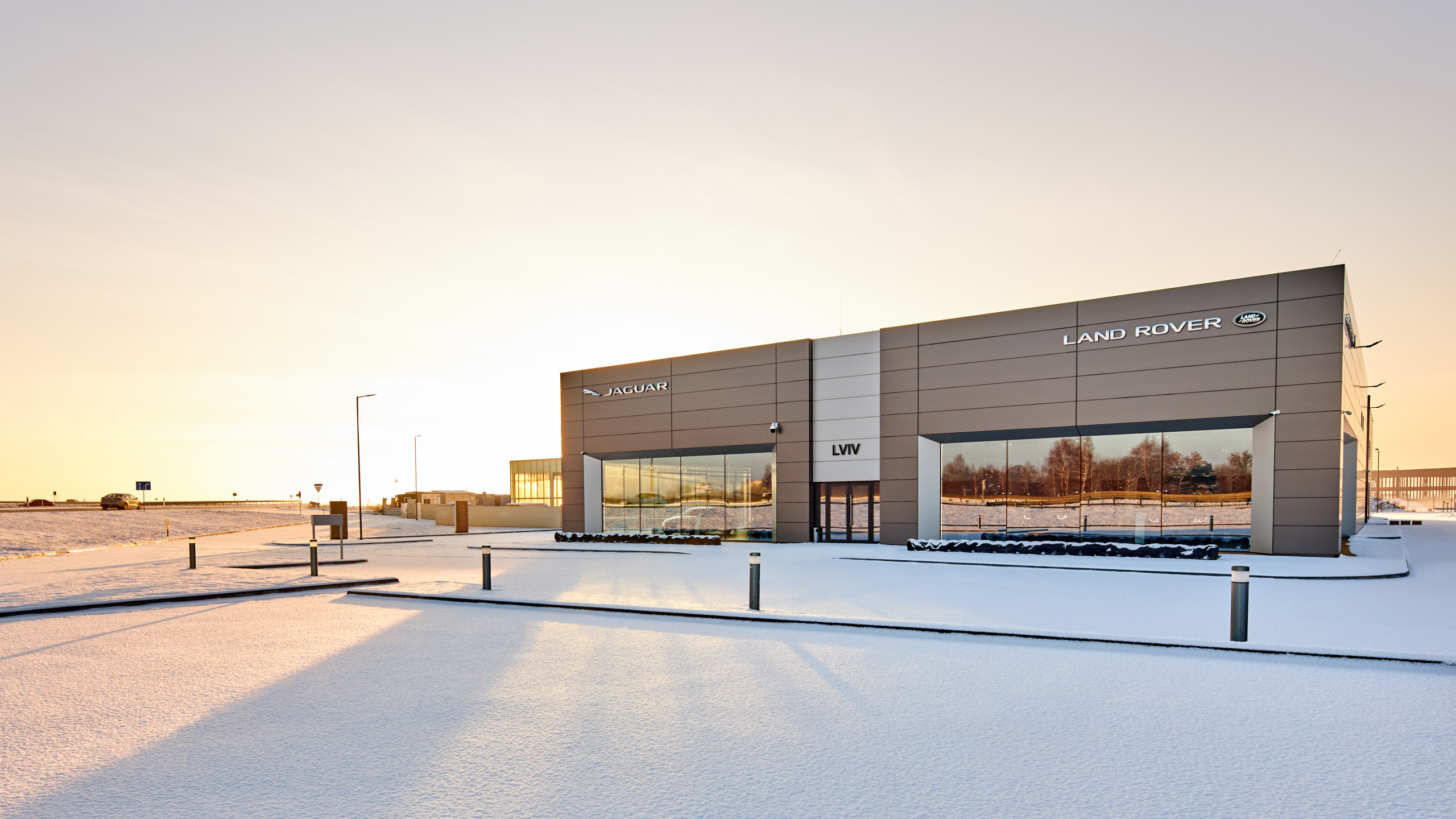 Jaguar Land Rover Львів
