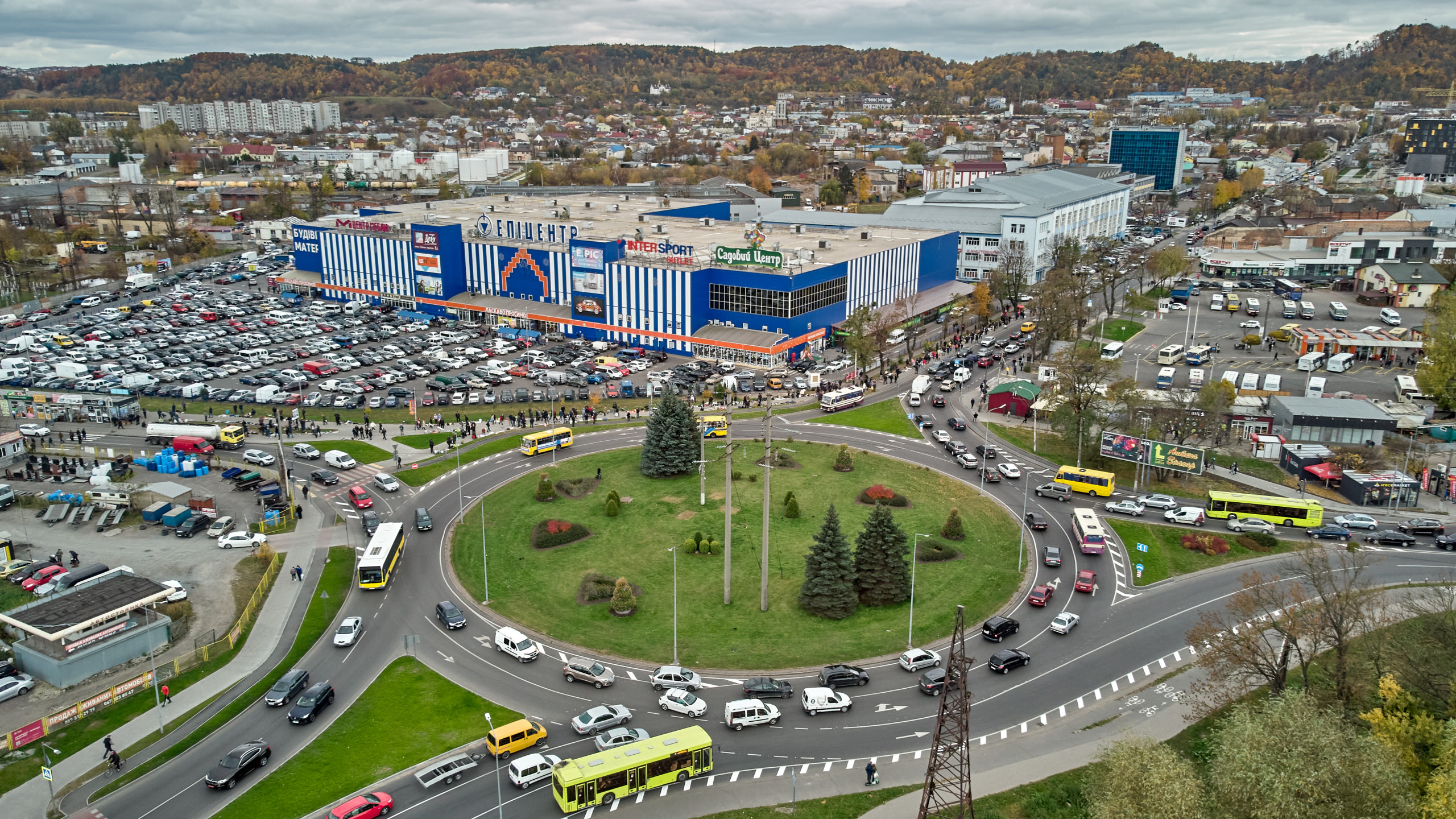 Епіцентр на Богдана Хмельницького