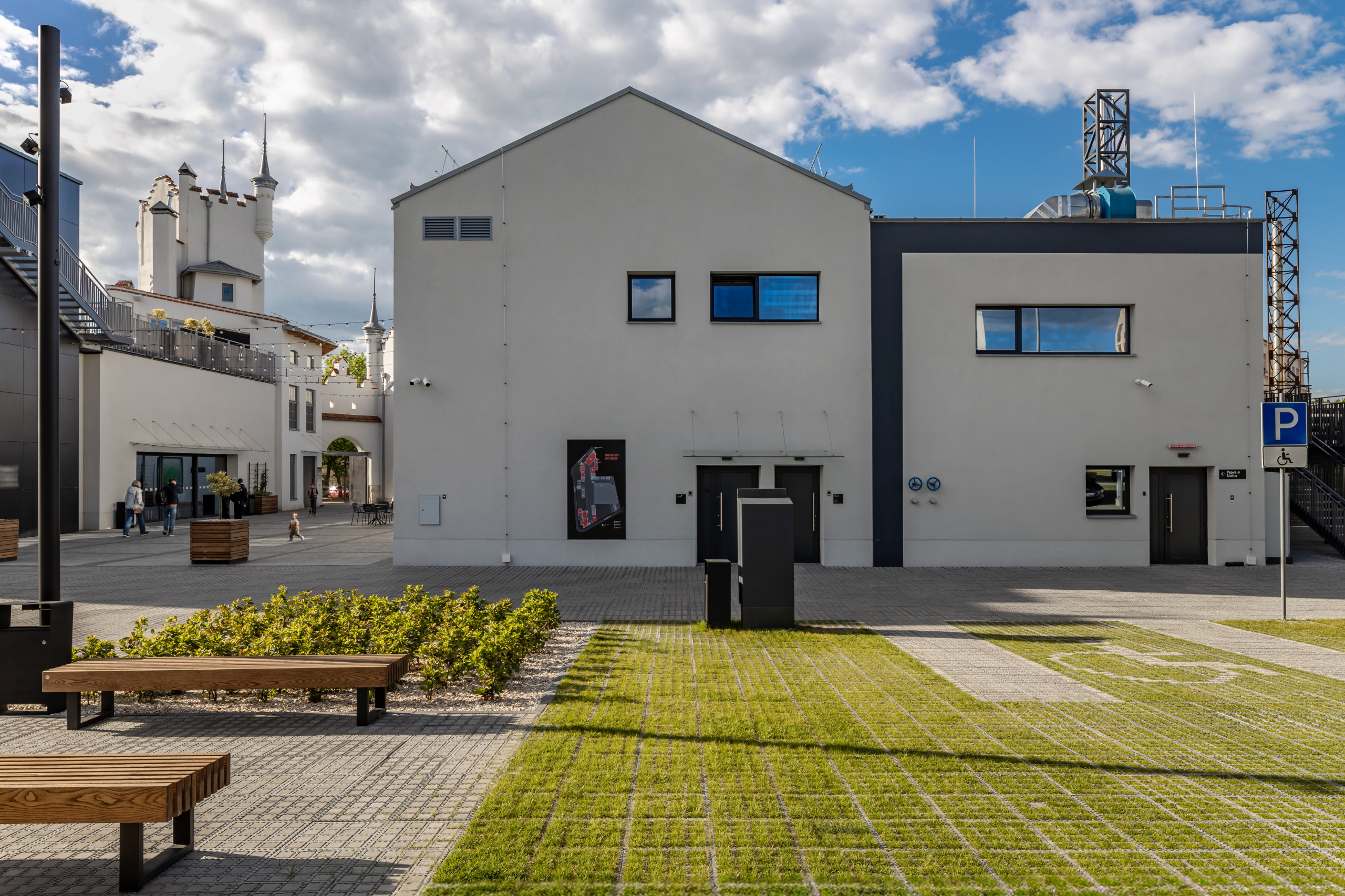 Jam Factory Art Center