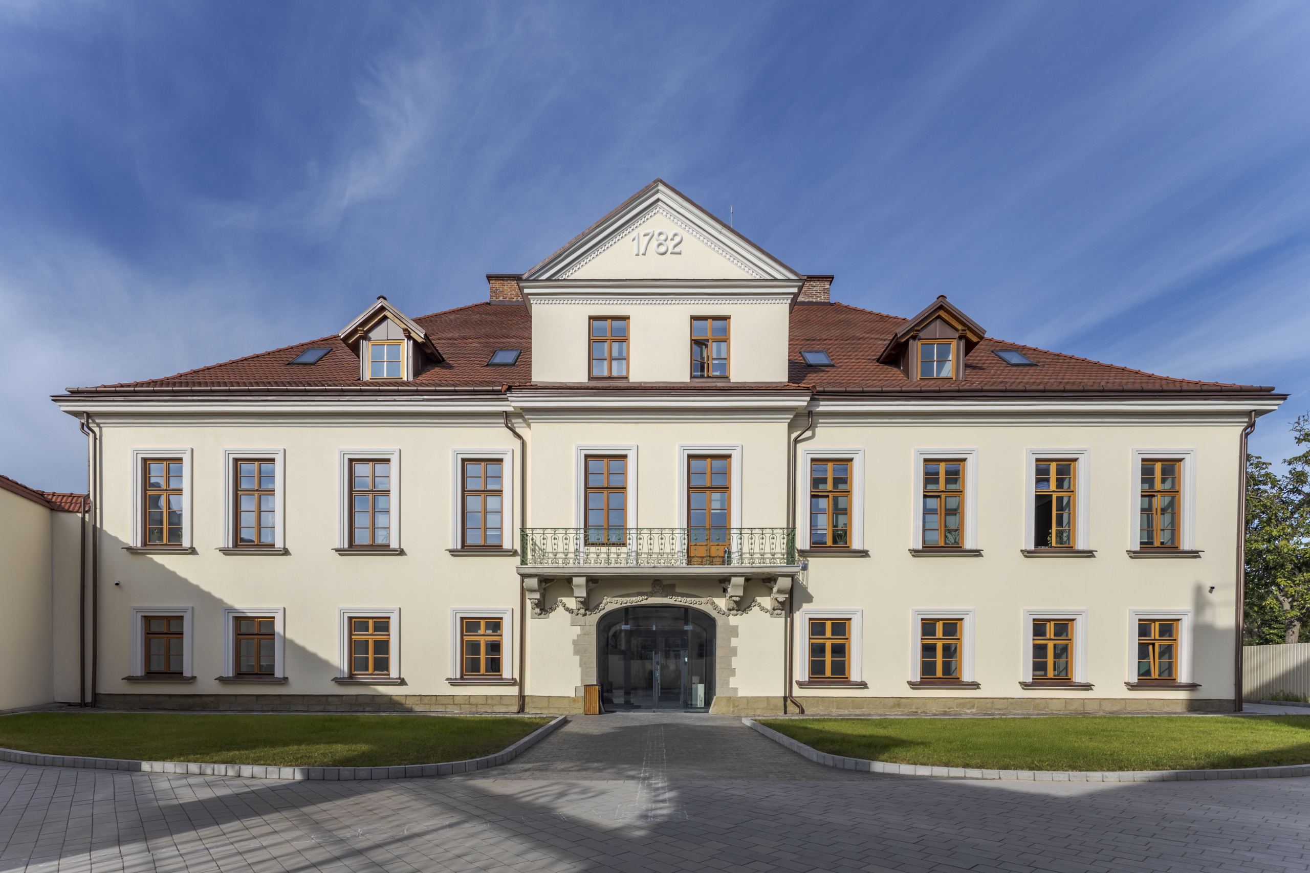 РІЕЛ офісний центр та відділ продажу компанії