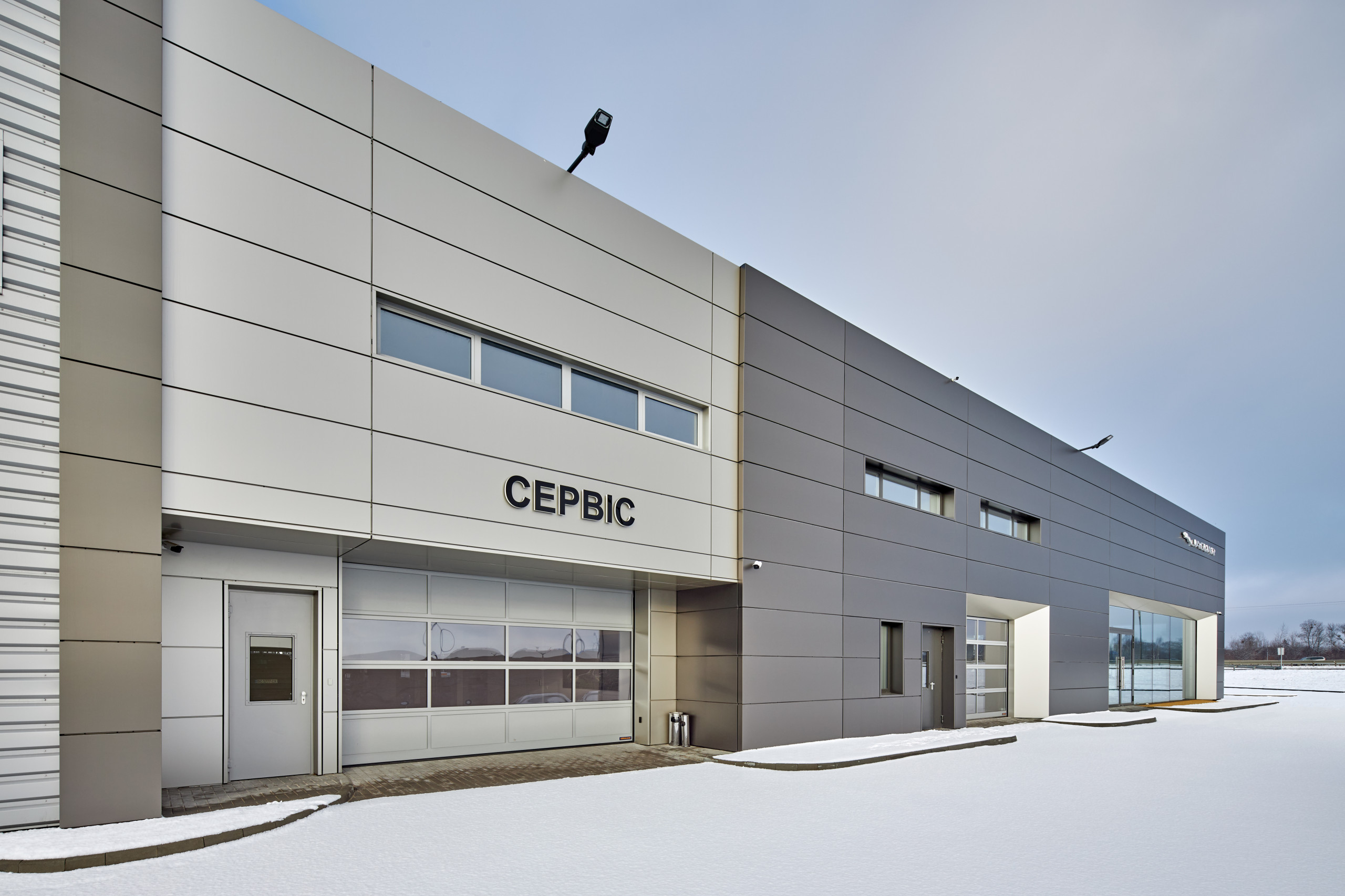 Jaguar Land Rover Львів