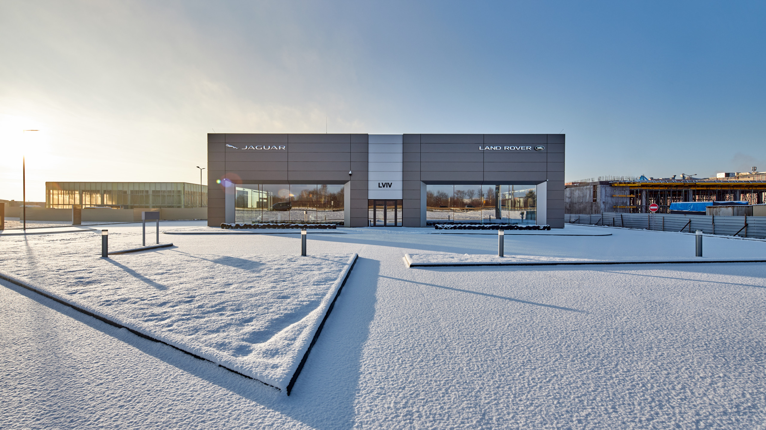 Jaguar Land Rover Львів